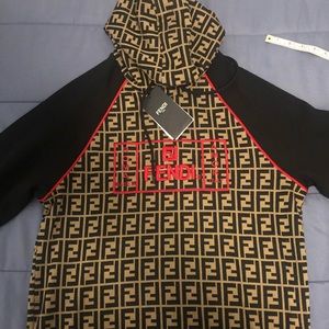 Mens fendi hoodie, size M